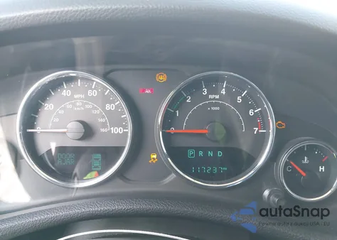 2016 Jeep Wrangler Unlimited Sport z USA, uszkodzony, nr VIN 1C4BJWDG0GL175812